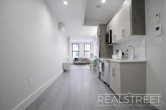 Photo - Spacious 2 BED in Bushwick! Unit 1B