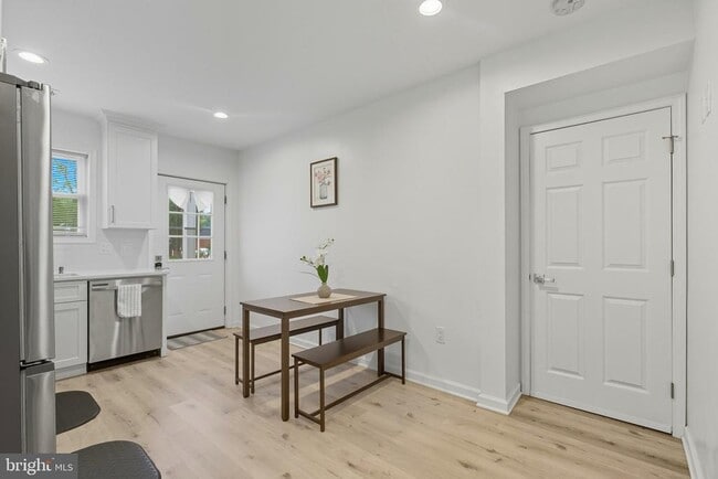 Photo - 5206 Gilpin Dr