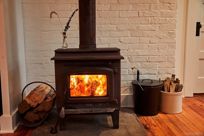 Photo - 789 Salisbury Turnpike