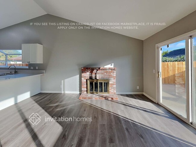 Photo - 503 Hacienda Ln