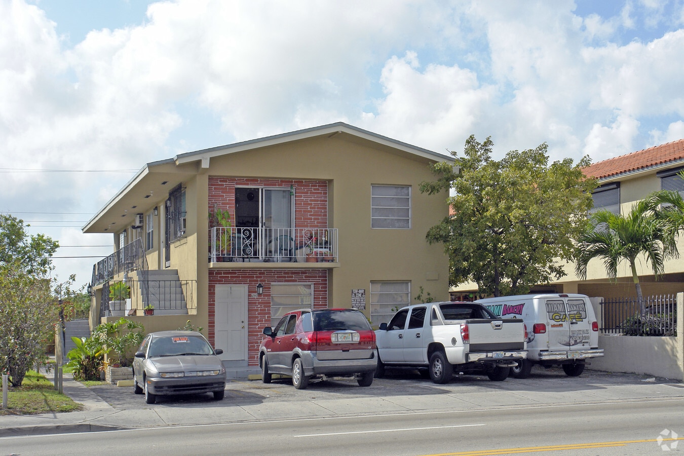 Photo - 6510 W Flagler St Apartments