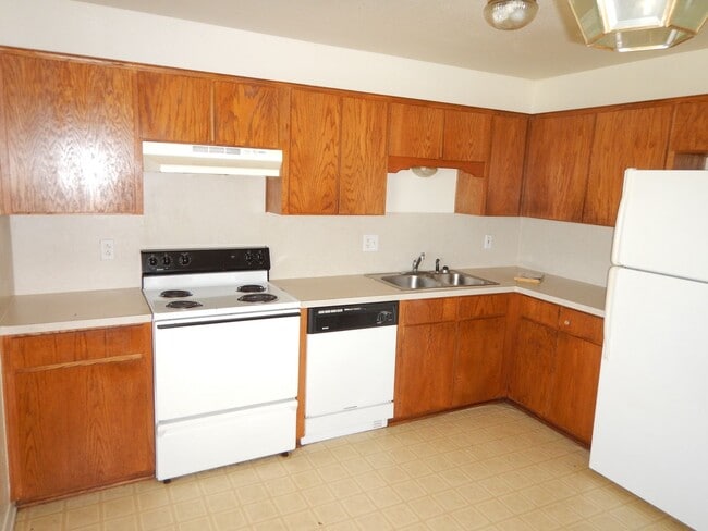 Photo - 1003 Circle M Dr Unit Apt B