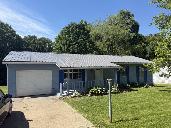 Building Photo - 62183 Forestview Dr
