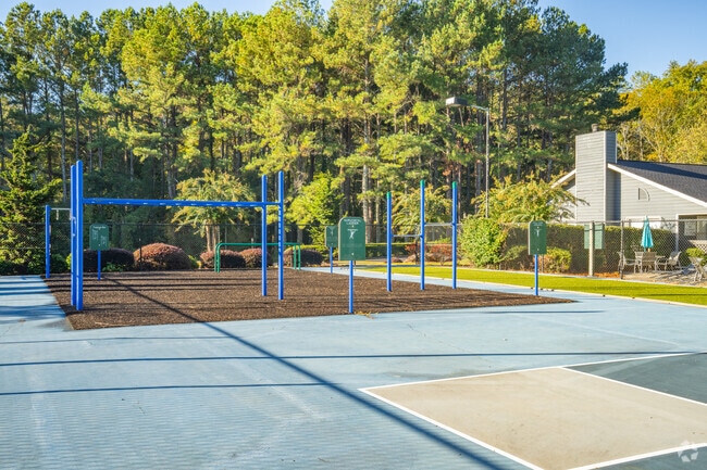 Courtyard - Villas at Lake Acworth