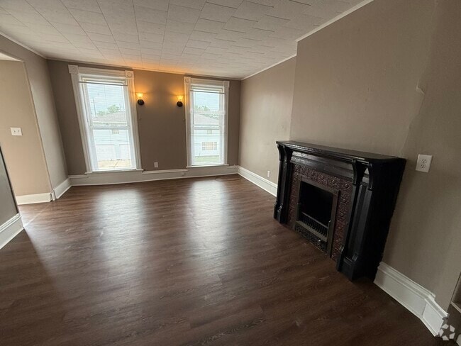 Building Photo - 501 south 10th street, Apartment D Unit D