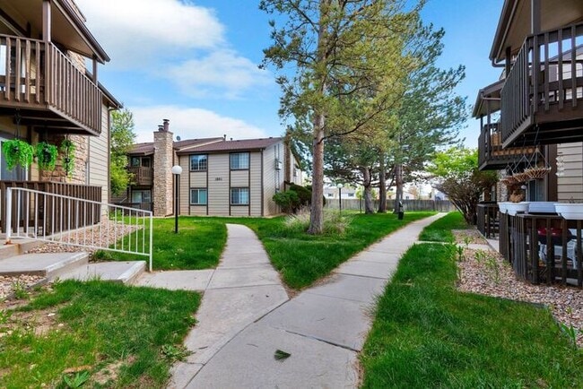 Photo - Charming 1 beds 1 bath in Aurora!**Owner i...