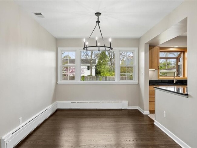 Photo - 619 Rockland Ave