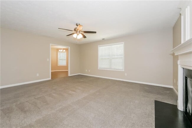 Photo - 770 Millstone Dr