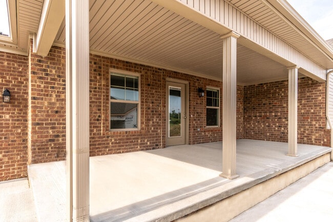 Photo - 184 Garden Gate Dr