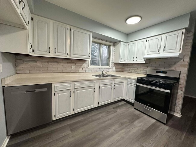 Photo - 4405 Meachem Rd