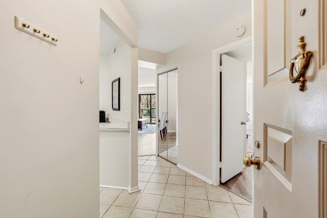 Photo - 2100 Langston Blvd. Unit 218