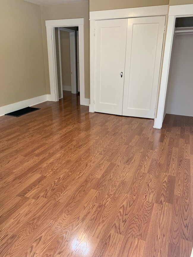 Photo - Cortez Hills: Large studio available coming soon! Unidad 1561 9th Avenue