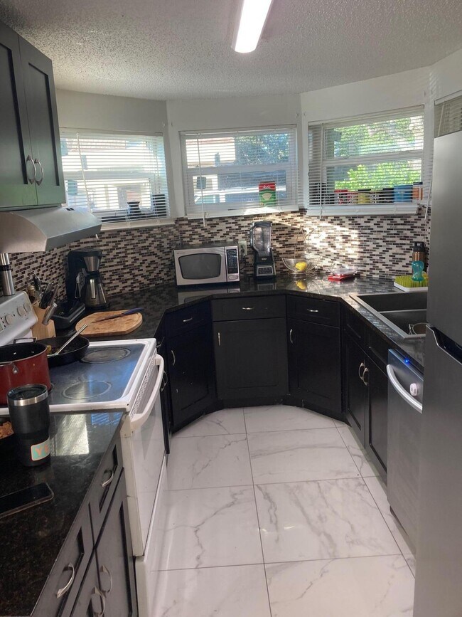 Photo - 9375 SW 61st Way