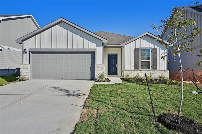 Photo - 536 Gray Hawk Ridge