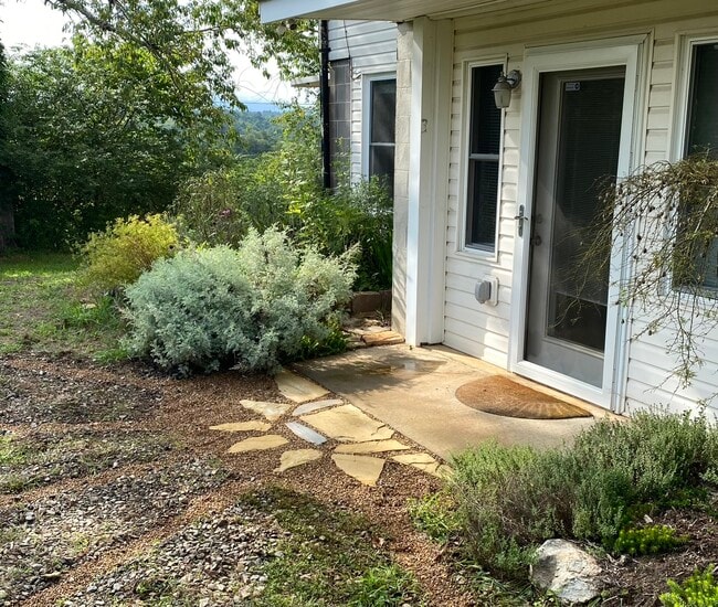 Photo - 110 Horizon Meadows Rd