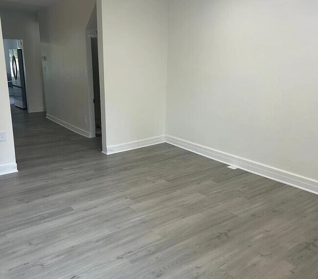 Photo - 92 Pennsylvania Ave