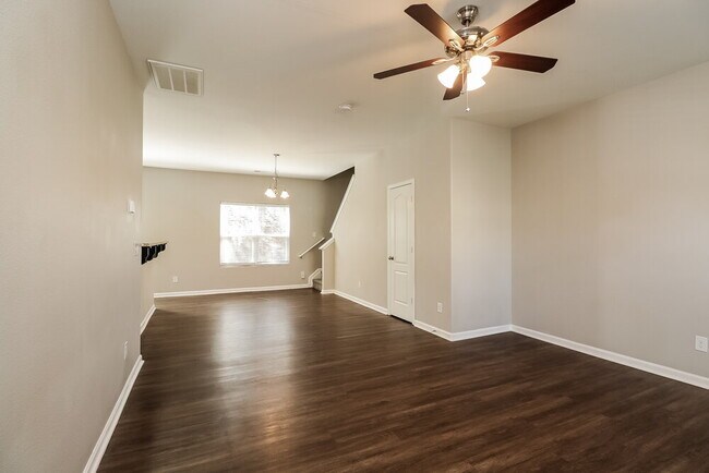 Photo - 2541 Meadow Crossing Dr