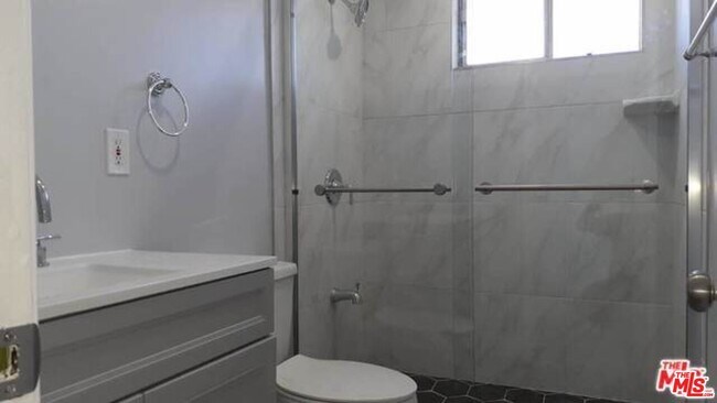 581 Bonita St Unit D