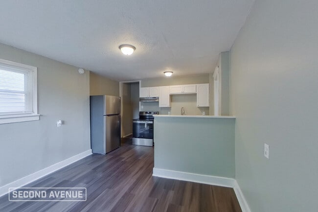 Photo - 2114 Greenwood Ave