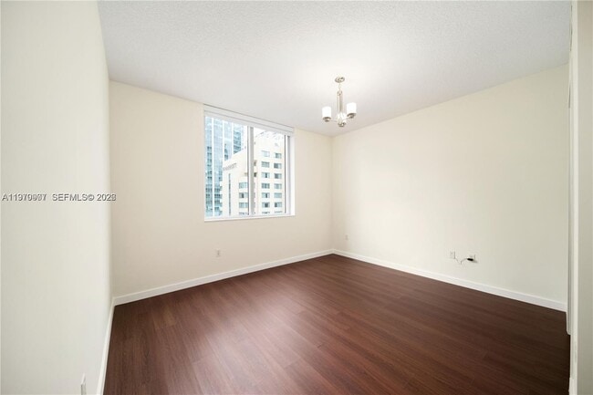 Photo - 1060 Brickell Ave Unit 1605