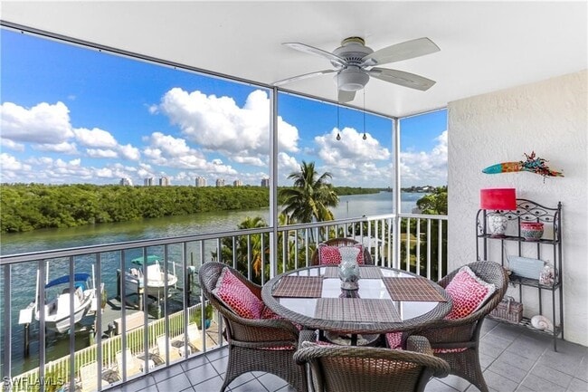 Building Photo - 26371 Hickory Blvd Unit 304