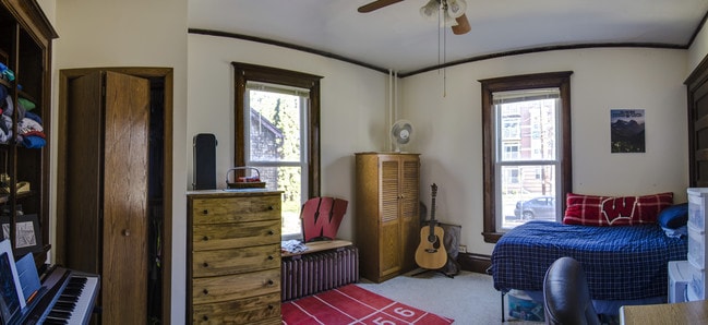 Photo - 112 S Mills St Unidad 1