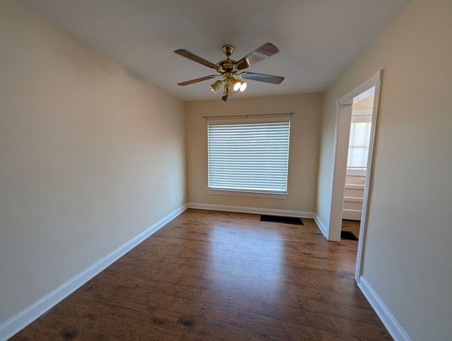 3011 Kent Rd