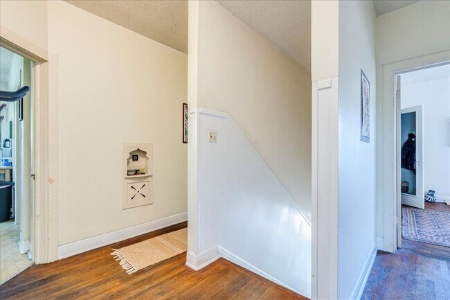 Photo - 1103 W 22nd St