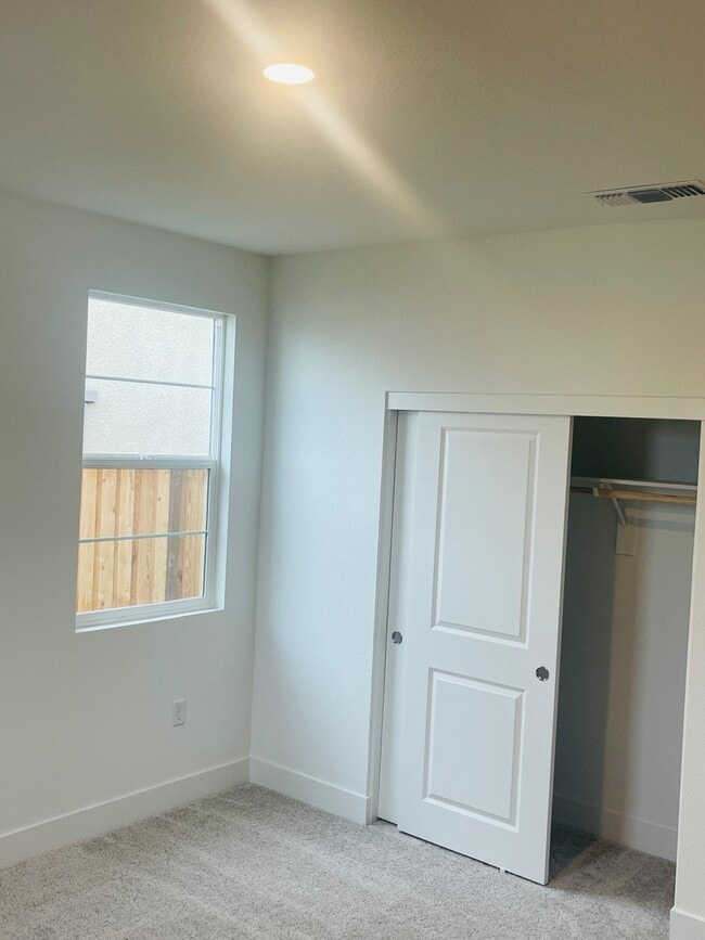 Photo - 2710 Old Larks Ln