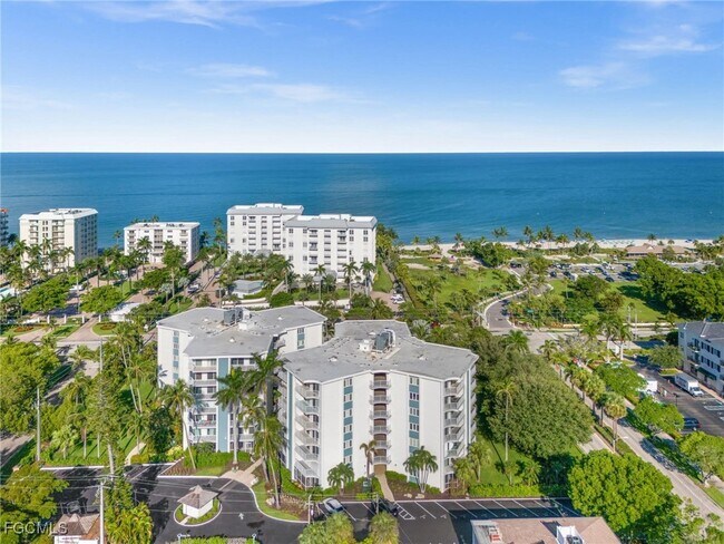 Building Photo - 1300 Gulf Shore Blvd N Unit 103 Rental