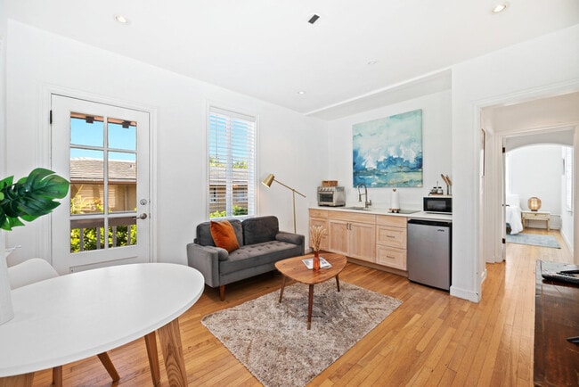 Photo - 36 Phoenetia Ave Unidad ID1056490P