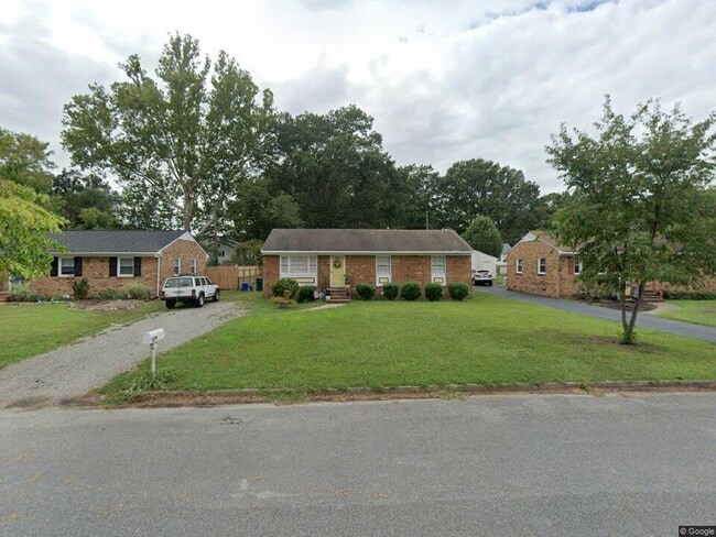 Main Photo - 5604 Hawthorne Ave Unit #1