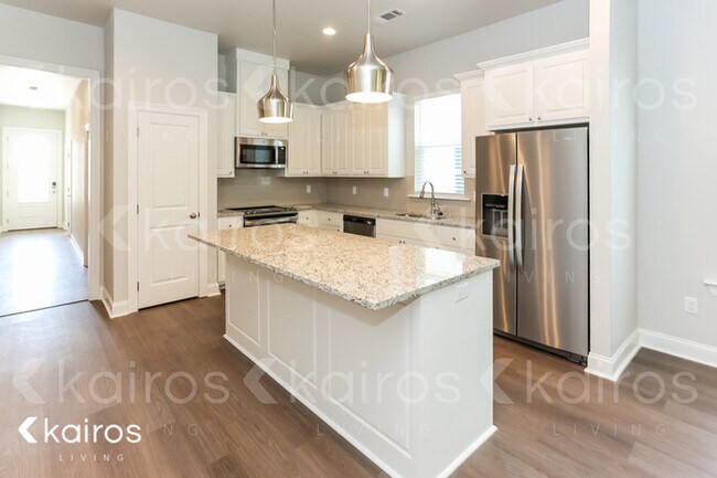 Photo - 15713 Boothy Ln