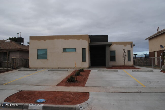 Building Photo - 9467 Landry McKee Ln