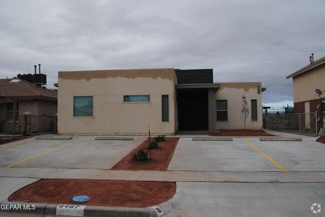 Building Photo - 9467 Landry McKee Ln Rental