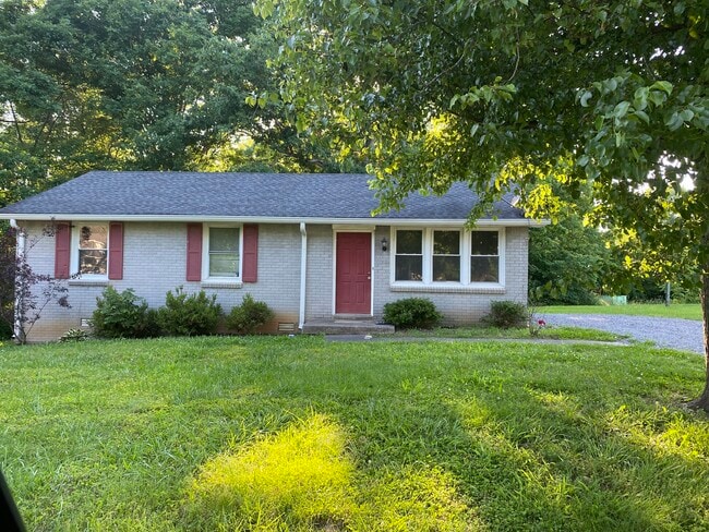 Building Photo - 1026 Granada Rd Rental