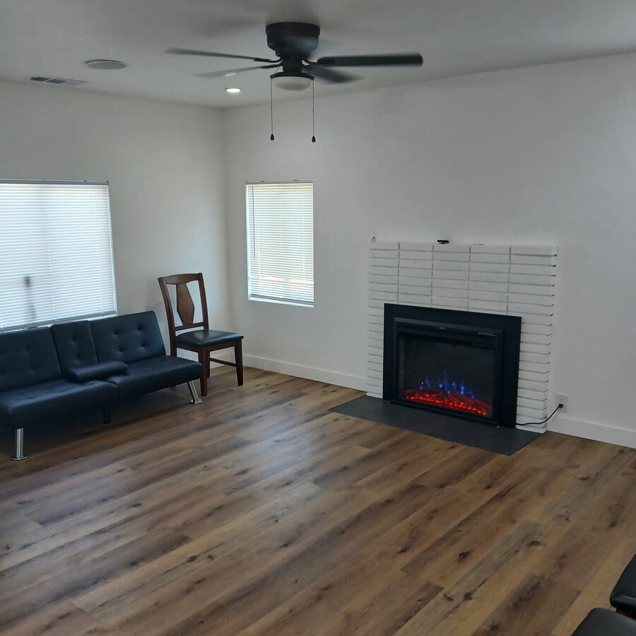 Photo - 7935 Cleon Ave