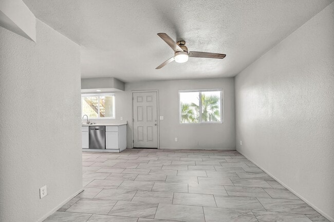 Photo - 45 N Phyllis Unit 108