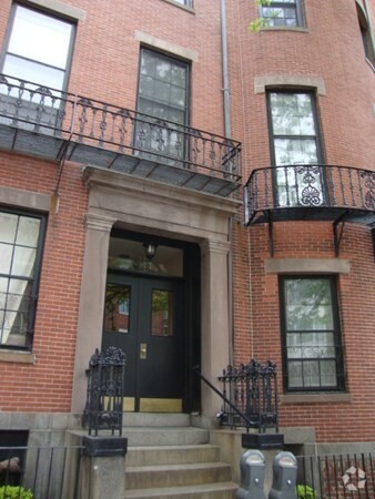 Building Photo - 13 Bowdoin St Unit 2C Rental