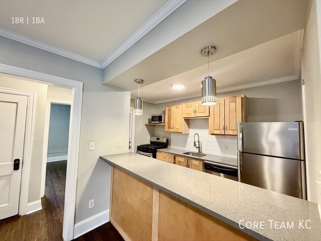 Photo - 217 E 46th St Unit 221-2E