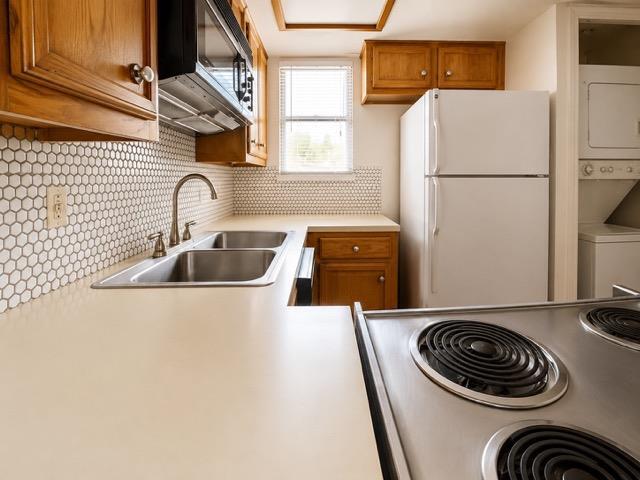 Photo - 706 W 22nd St Unit 205