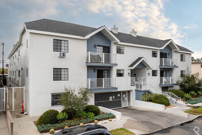 Building Photo - 11737 Courtleigh Drive