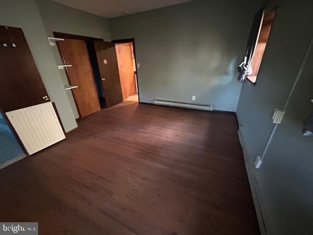 Building Photo - 319 W 2nd St Rental