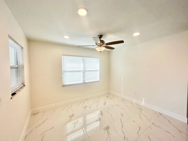 Photo - 1285 S Alhambra Cir Unit #A