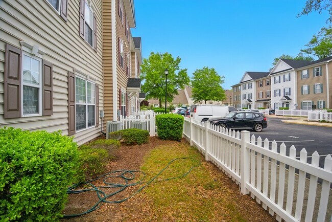 Photo - 1301 Teton Cir