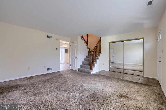 Photo - 1902 Pin Oak Dr