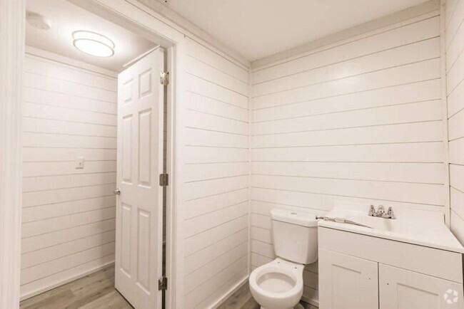 Building Photo - 1419 26th Ave W Rental