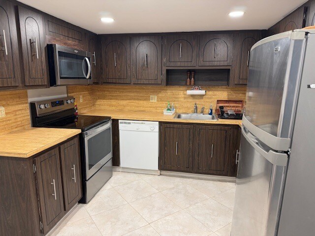 Photo - 16300 Golf Club Rd Unit 208