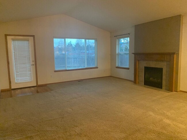 Photo - 1163 Homestead Dr