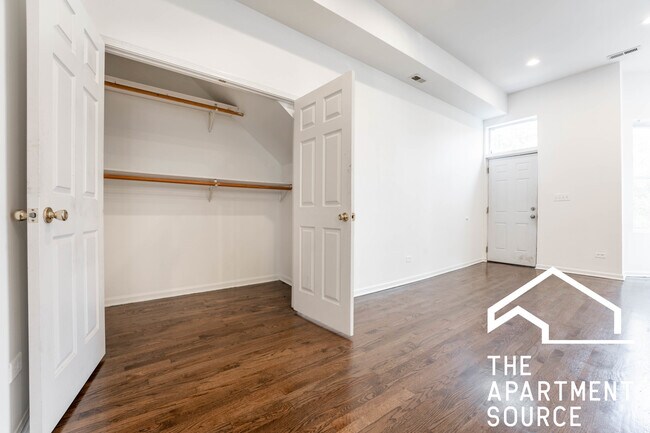 Photo - 2112 N Campbell Ave Unit 1